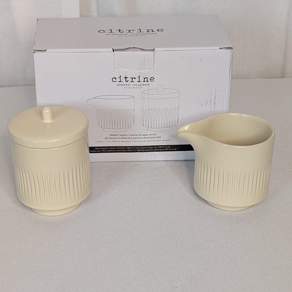 Citrine Everyday Collection Magenta Ribbed Ceramic Creamer & Sugar Jar Set NIB - Picture 4 of 4